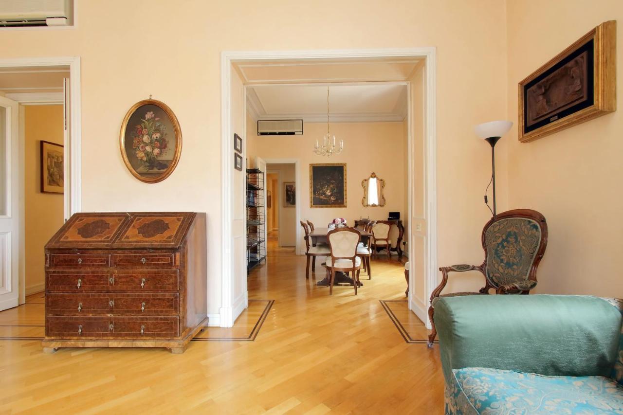 Vatican House Via Terenzio Рим Екстер'єр фото