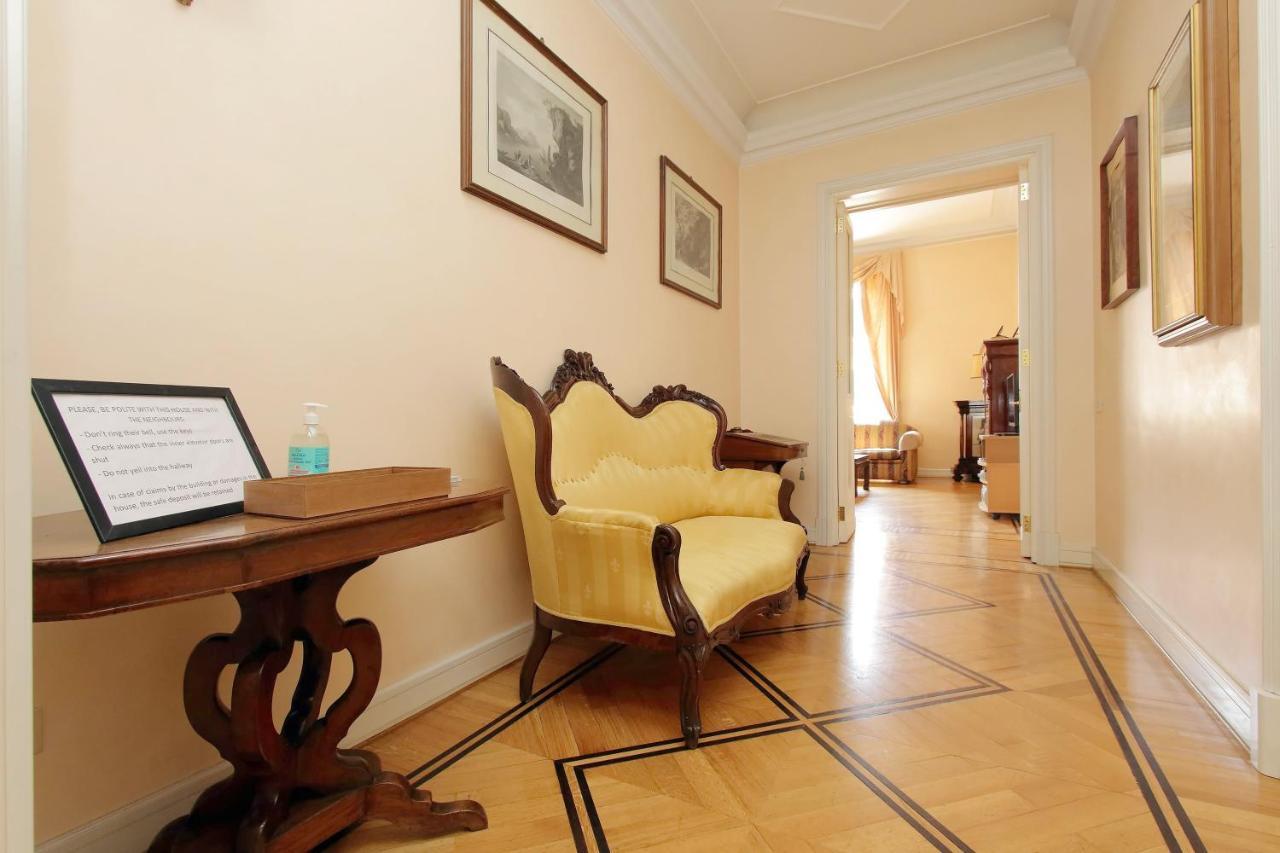 Vatican House Via Terenzio Рим Екстер'єр фото